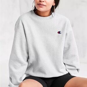 Champion Heather Gray Crewneck Sweatshirt with Logo Tag